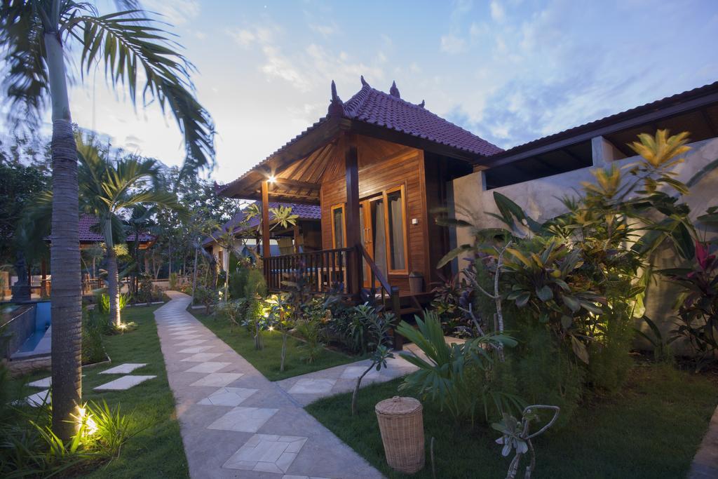 Amora Hut's Hotel Nusa Lembongan  Bagian luar foto